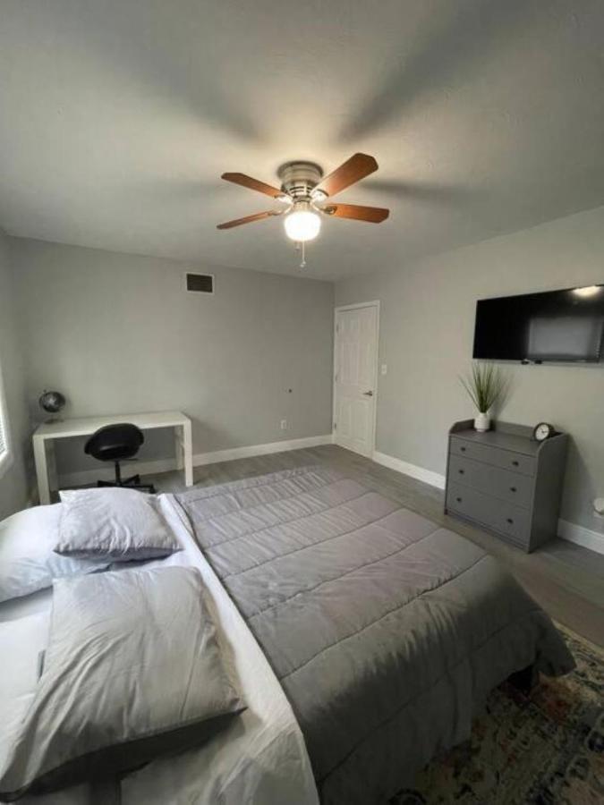 Cheerful Home Minutes From The Airport And Raymond James Stadium! تامبا المظهر الخارجي الصورة
