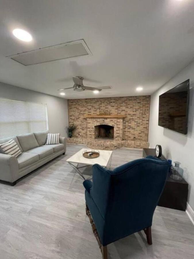 Cheerful Home Minutes From The Airport And Raymond James Stadium! تامبا المظهر الخارجي الصورة
